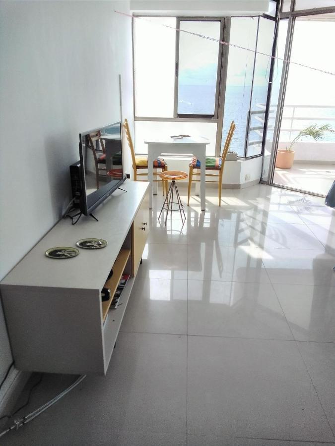 Apartamento , Vista A La Ciudad Antigua Y Playa Cartagena Luaran gambar