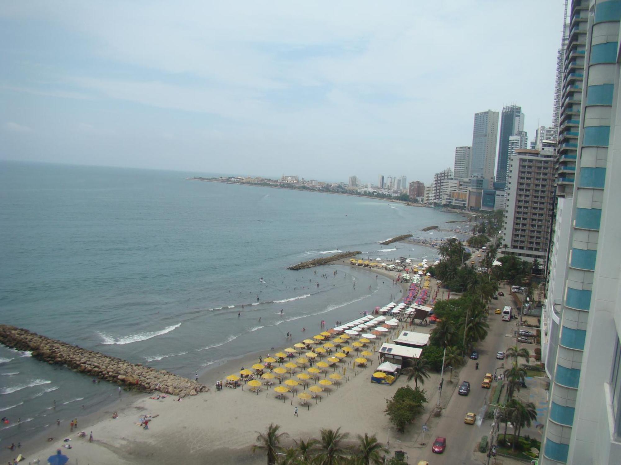 Apartamento , Vista A La Ciudad Antigua Y Playa Cartagena Luaran gambar